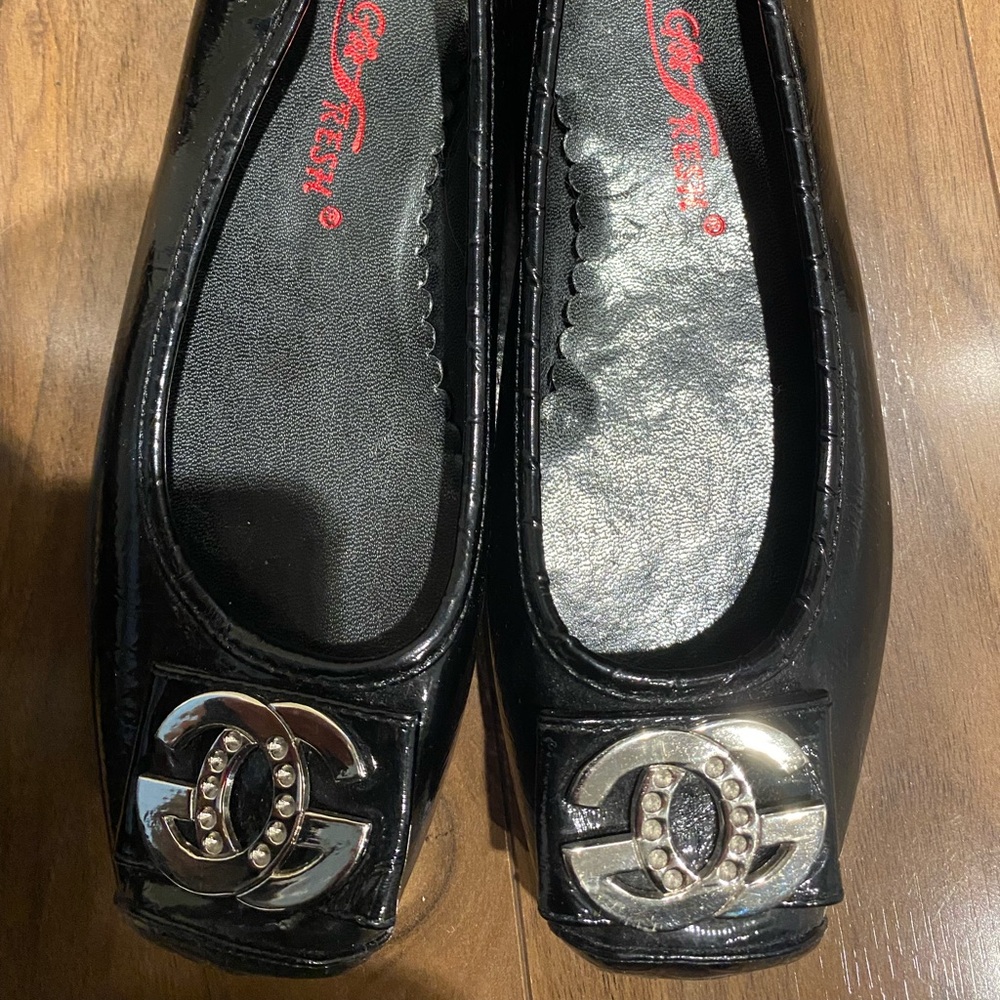 Go fresh sandals and Fioni sandals